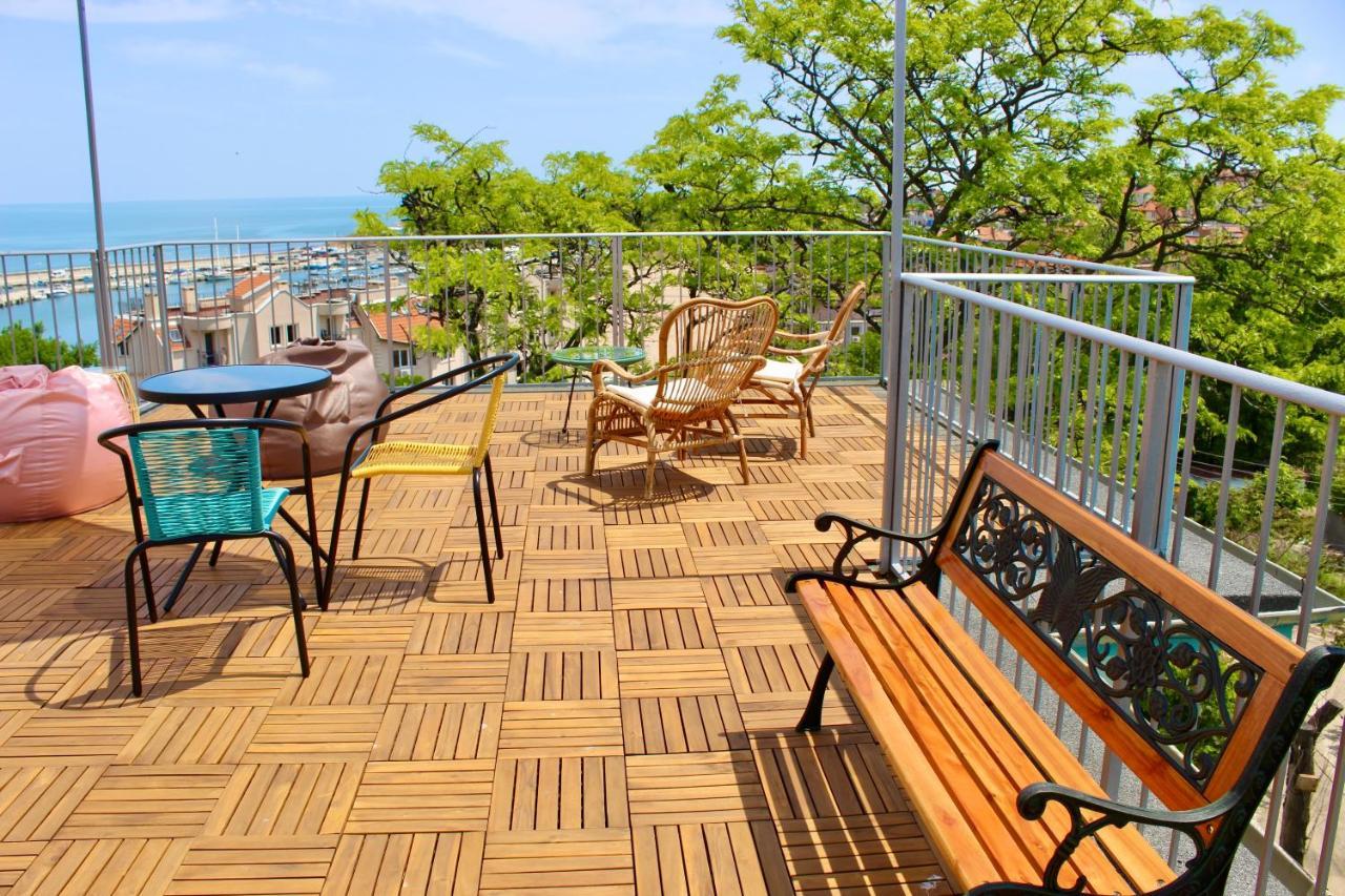 Sunset Art Beach Front Hotel Chernomorets Exterior photo